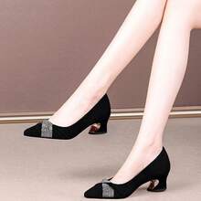 Zapatos de tacón alto para mujeres con punta afilada negra y pedrería, boca poco profunda, nuevos zapatos de trabajo de tacón grueso y cómodos para la primavera 2025 - Negro - Ver 4