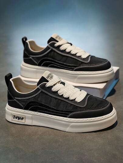 Giày vải nam trẻ trung cho mùa xuân và mùa thu, giày vải đen thoáng khí và không mùi, giày đế bằng họa tiết rằn ri phổ biến, giày đế mềm chống mài mòn, giày thể thao thường ngày tăng chiều cao, kiểu dáng thời trang và đa năng cho cả nam và nữ, phù hợp mọi mùa.