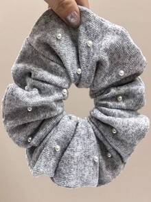 1个柔软灰色卷曲发圈，时尚大珍珠装饰发绳，优雅百搭发饰，适用于发髻、低马尾，是情人节、新年、节日装饰的理想礼物，发圈 - 彩色 - 查看 4