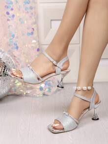 A Pair Of The Latest Summer Style Silver Sequin Square-Mouth Buckle High-Heeled Sandals For Teenagers - A Comfortable And Stylish Choice For Shopping In Malls, Summer Vacations, And Party Events, Featuring , Fashionable, And Comfortable Design. - Silver - View 1