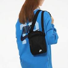 Nike 中性款單肩包 斜挎包 旅行包 運動休閒小手提包 尺寸約 23*17*8cm - 黑色 - 查看 2