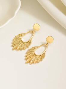 1 Pair Minimalist Leaf Design Earrings, Fashionable & Elegant, Suitable For Daily Wear - Gold - View 4