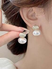 5对简约水钻几何蝴蝶结仿珍珠耳环，优雅法式设计耳环套装，适合女士日常及节日佩戴
