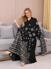 Elegant Silver Beaded Embroidered Arabic Dress, JALABIA Design With Floral Embroidery, V-Neck, Side Slit, Long Sleeve, Fashionable, Luxurious 2026 New Style Ramadan Traditional - Black - View 10