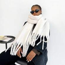 Women's Winter Plush Scarf With Tassel Trim - Luxurious Long Fringe Scarves, Soft Warm Windproof Collar For Cold Weather, Elegant White/Blue/Black/Pink Scarves (Non-Elastic, Hand Washable-Like Care) - Christmas Gift Accessory, Size 86 In*16 In - màu đen - Xem 2