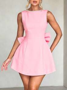女士短款连衣裙，后背饰有蝴蝶结和珍珠，粉色，适合夏季派对，优雅时尚。 - 粉色 - 查看 2