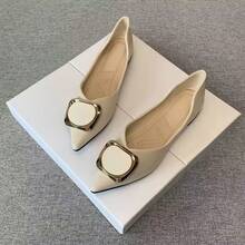 Zapatos de moda de boca poco profunda con punta afilada para mujeres, nuevos mocasines versátiles de cuero suave y suela blanda para primavera y otoño 2025 - Blanco - Ver 1
