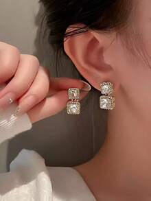 5对简约水钻几何蝴蝶结仿珍珠耳环，优雅法式设计耳环套装，适合女士日常及节日佩戴