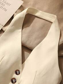 1 Piece Apricot Halter Neck Front Open Camisole, Sexy Chic Layering Cropped Tank For Women, Perfect For Party, Vacation And Date Night - 杏色 - 查看 4