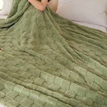 Local Delivery  Fleece 3D Checkered Lightweight Bed Blanket All Season Use, Can Be Used In Many Scenarios, Bath Towel, Bathrobe, Blanket, Air-Conditioning Blanket, Shawl Blanket, Travel Blanket1 Pc Super Soft Throw Blanket Premium Silky Flannel - 淺灰色 - 查看 4