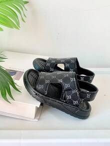 Sandalias deportivas con estampado de oso negro para niños y niñas de 2 a 8 años, sandalias deportivas blancas para verano y exterior con suela antideslizante y resistente, sandalias de playa suaves y cómodas de color caqui con suela ligera, sandalias para niños pequeños con cierre de conveniente, sandalias casuales y de moda con lindo estampado asimétrico de oso - Negro - Ver 11