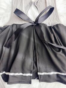 性感内衣套装，包括网纱露背迷你裙、连体衣和丝袜 - 灰色 - 查看 4