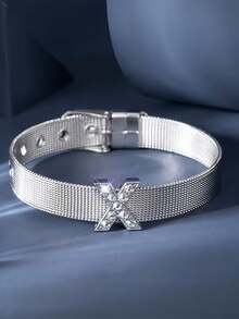 1件个性化光滑A-Z字母吊坠手链，女士DIY定制姓名字母可调节手链