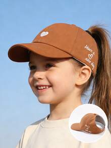 1 chiếc mũ lưỡi trai trẻ em 3-8 tuổi thêu hình trái tim, phù hợp để buộc tóc đuôi ngựa, mũ chống nắng dễ thương, kiểu dáng thường ngày cho mùa xuân/hè. - Yêu - Xem 17