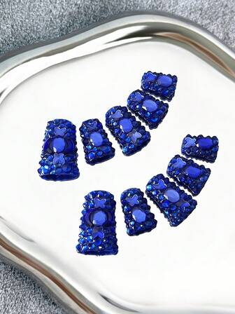 Y2K 鸭嘴/喇叭美甲 手工按压式美甲贴片，透明甲片，蓝色水钻，闪亮全覆盖 3D 设计 - 全覆盖 DIY 闪光人造美甲，适用于派对、户外、海滩、日常、节日、聚会、工作和特殊场合 - 10 片/袋