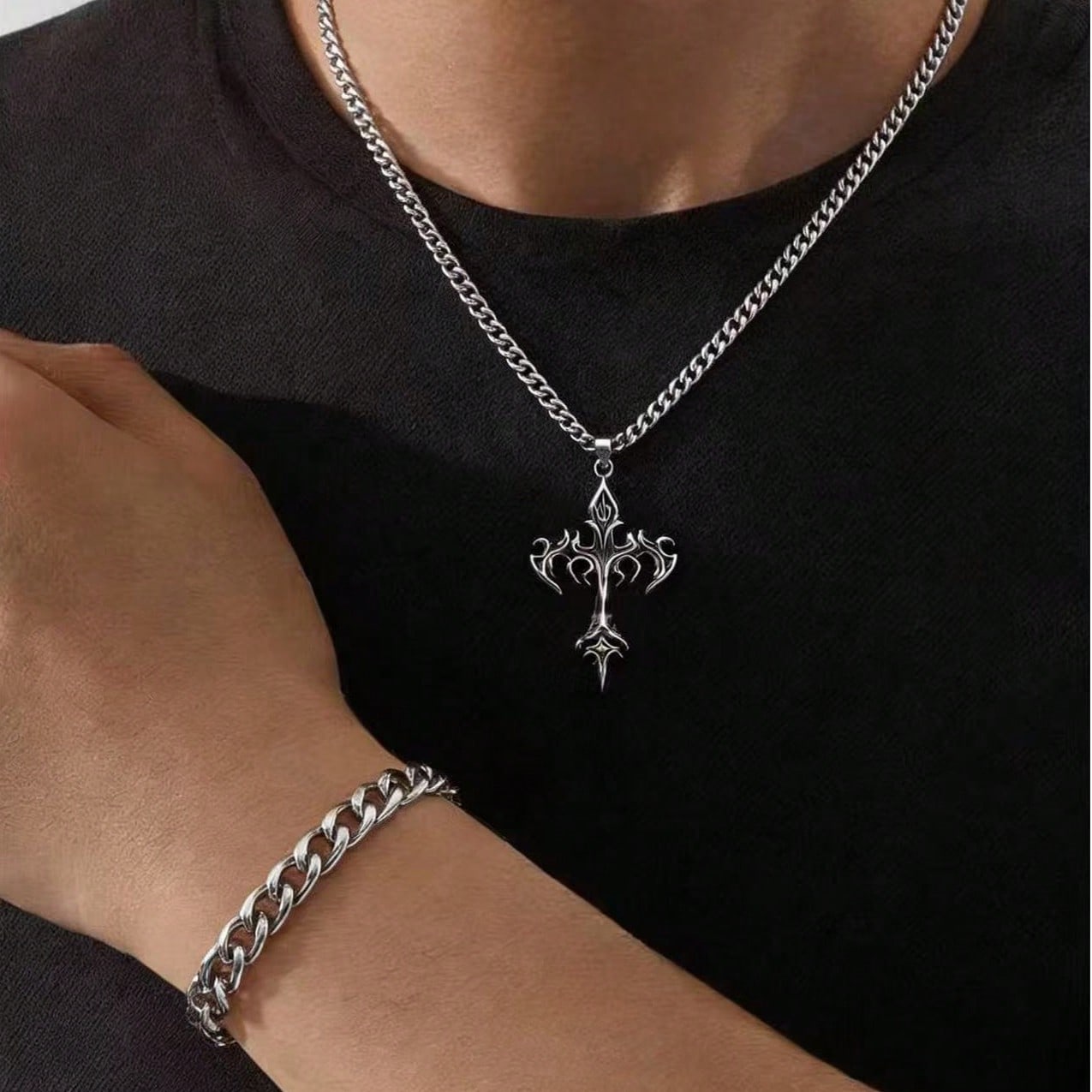 2pcs/Set, Fashionable European And American Retro Hip-Hop Style Cross Pendant Necklace And Bracelet Set For Men, Street Jewelry, Unique Accessories