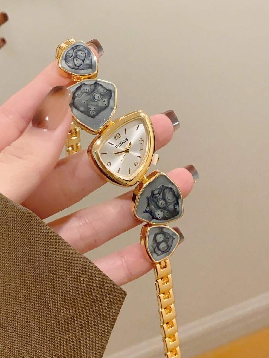 1件装女士金色合金不对称手镯腕表，时尚阿拉伯数字表盘，石英机芯，可调节表带，适合日常佩戴和节日礼物 - 黑色 - 查看 1