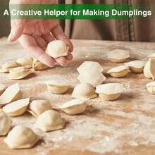1个铝合金饺子模具 - 37孔手动面团皮革压模，符合人体工学手柄，适用于制作意大利面、馄饨和肉馅饺子，易于使用的厨房小工具，适合家庭烹饪和学校用品，饺子压模机，糕点制作工具，时尚金属表面，专业自制饺子模具，厨房烹饪用品 - 彩色 - 查看 7
