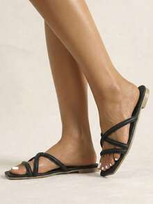 planare Women's Summer Black Tie-Up Flat Sandals, Square Toe Slip-On Slippers, Criss-Cross Strap Design, Comfortable Beach Shoes/Slippers, Casual Easy-To-Wear Bohemian Style Mules, Suitable For Formal Wear, Lightweight And Comfortable, Non-Slip Rubber Sole, Suitable For Long-Time Walking And Work, Can Be Paired With T-Shirts, Dresses, Bikinis, Swimwear And Other Casual Outfits, Ideal For Long-Distance Walking And Commuting, Essential Summer Item. - Black - View 3