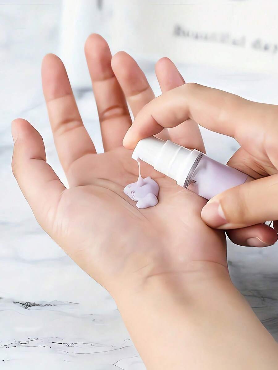 30/50/100ml Random Color Plastic Refillable Fine Mist Perfume Atomizer Spray Bottle For Travel Beauty Makeup, Travel Bottles Set Clear Plastic Spray Bottle, 1PC Small Refillable Bottle Empty Cosmetics Sample Container Portable Makeup Remover Water Bottle Travel Must-Have - Silver - View 1