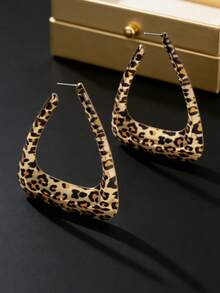 Valentine's Day Open Triangle Minimalist Chic Earrings - Open Triangle Earrings - View 3