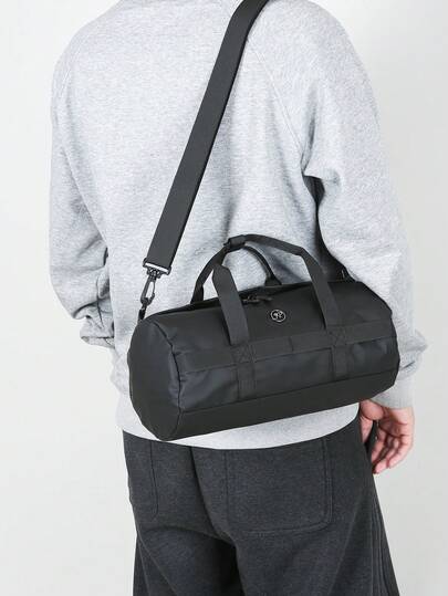 Bolso grande de hombre de tela oxford negra, de gran capacidad y forma cilíndrica, multifuncional para uso al aire desplazamientos, de estilo minimalista y versátil para compras, viajes, vacaciones, regalo para novio, con opciones de asa de mano, bandolera y cruzado.