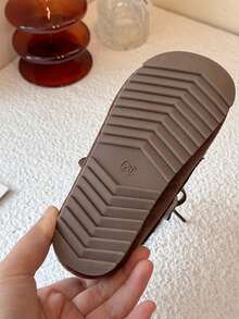 儿童休闲帆布鞋，软底轻便鞋，适合秋季穿着 - 棕色 - 查看 7