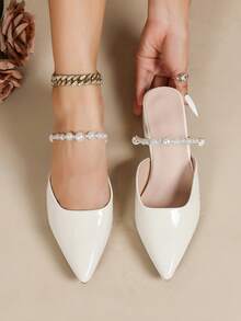 Giày mules hở gót mũi nhọn đính ngọc trai mới dành cho nữ, gót thấp, kiểu dáng casual. - Màu be - Xem 2