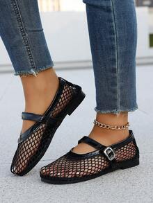 2026 Spring/Summer Retro Chic Black Snake Skin Textured Hollow Mesh Metal Buckle Strap Flat Mary Jane Shoes, Suitable For Commuting, Shopping, Dating, Valentine's Day Party - Black - View 9