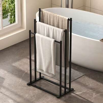 3-stöckiges freistehender Metall-Handtuchhalter - stabiler Eisenrahmen, ohne Montage, platzsparende Badezimmer- und Pool-Aufbewahrungsablage für Handtücher, Bademäntel und Accessoires, ideal für Schlafzimmer oder Badezimmer, Handtuchhalter