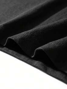 Just A Little Pinch Nurse Clover St Patrick's Day Women's T-Shirt Funny Medical Theme Graphic Tee For Nurses And Caregivers Celebrate With Irish Charm And Humor - màu đen - Xem 4