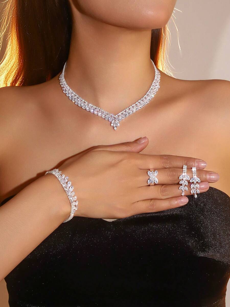一套女士V形锆石项链套装，奢华时尚银饰5件套配饰，适合婚礼、派对、舞会等场合，可作礼物。 - 白色 - 查看 1