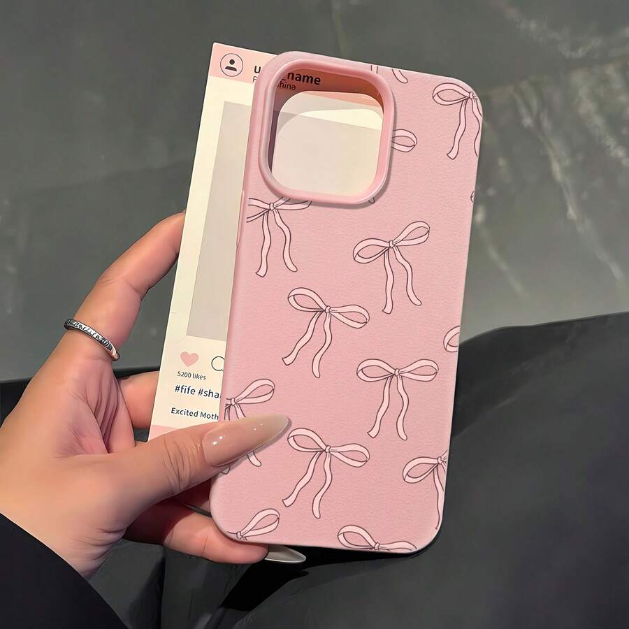 Estuche para teléfono con espejo con patrón de lazo rosa compatible con  17,  16 Pro Max,  15 Pro Max,  13 y  12 hecho de TPU para protección contra golpes y caídas funciona también como espejo perfecto para un toque elegante un gran regalo para familiares, amigos, regalos de otoño, novios/novias y ocasiones especiales como citas navideñas o celebraciones de cumpleaños - Rosa - Ver 1
