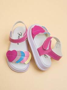 可爱童鞋！这款适合4-8岁女孩的撞色心形漆皮凉鞋，采用亮粉色主色调和厚实的华夫格鞋底。可调节的鞋带方便穿脱。防滑鞋底和漆皮材质易于清洁。充满柔软、可爱、甜美的元素，适合日常穿着。 - 玫紅色 - 查看 2