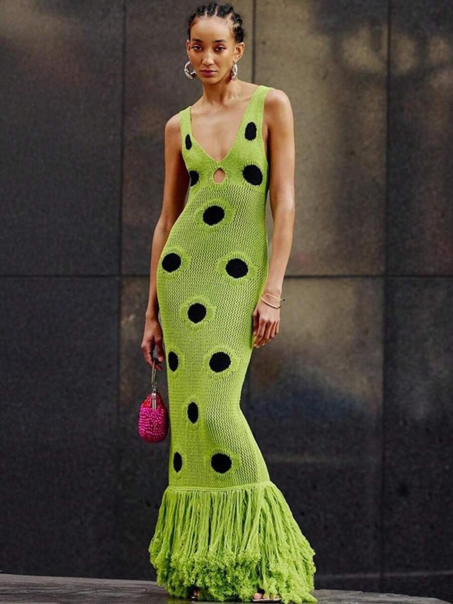 Women's Fashionable Sexy Sleeveless Polka Dot Printed Cut-Out Slim Fit Dress For Spring Summer And Autumn Greendress Long Knitted Skirt V-Neck Strap Top Sweater Elegant Waist Cinched Bodycon Dress Gift For Mom Valentine's Day Graduation Party - màu xanh lá - Xem 1