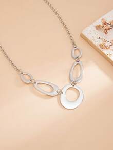 1pc Vintage Geometric Hollow Oval Clavicle Chain, Suitable For Off-Shoulder, Work Outfits, Sweet & Cool Girl Vibe Accessory - Irregular O-shaped Necklace - View 6