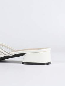 Giày sandal cao gót nữ, kiểu dáng thời trang với gót chunky, quai ngang phối màu, mũi vuông, in họa tiết, thích hợp cho đi biển và đi làm. - trắng - Xem 10