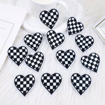 3片装彩色新款创意大号黑白格子爱心刺绣布贴，可用于衣服、鞋子、帽子、包包等，可熨烫DIY装饰。