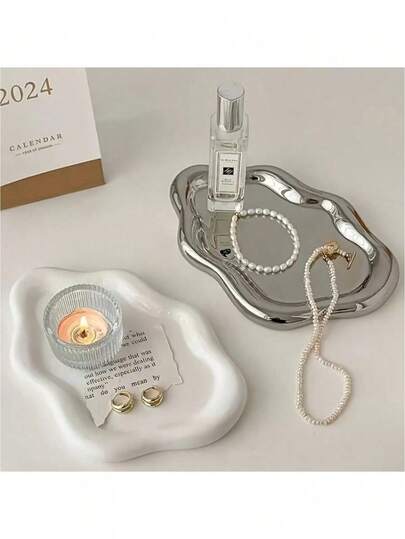 1 st modern smyckeslåda - elegant displayställ för halsband, armband och örhängen - slitstarkt ABS-hartsfat - perfekt present till kvinnor och män, lämplig för jul, födelsedag, bröllop, alla hjärtans dag - smyckesbord, kontorsskrivbord och festdekor - smyckesorganiseringsfat