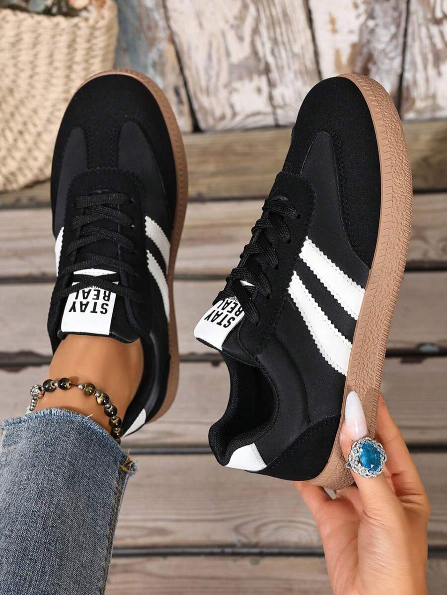 Women's Round Toe Flat Lace-Up Leopard Print Casual Sneakers