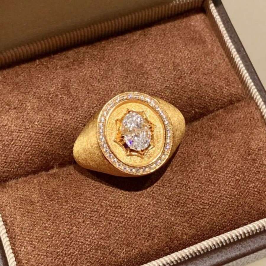 1 pieza Anillo sello con detalle ovalado texturizado - Anillo de circonita cepillada - Ver 1