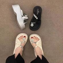 Sandalias de plataforma con suela gruesa que aumentan la altura para mujeres, nuevas sandalias de moda de verano 2025 con correa en el dedo y rhinestones para usar con vestidos. - Blanco - Ver 5