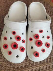 16pcs Red Flower DIY Shoe Decoration Set, Suitable For Hollow Out Clogs, Beach Sandals, Flip Flops - Red - View 4