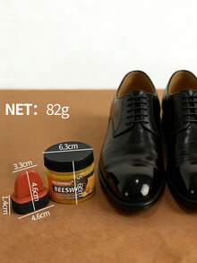 2件套鞋履护理套装 - 包括：82克蜂蜡 x1，海绵布 x1。多用途护理蜡，适用于鞋子、包包、外套、沙发、座椅等。深层滋养，快速增亮，防水防裂。适用于各种颜色的家居用品。