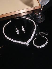 一套女士V形锆石项链套装，奢华时尚银饰5件套配饰，适合婚礼、派对、舞会等场合，可作礼物。 - 白色 - 查看 8