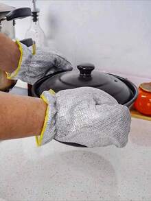 2只装。高品质钢丝洗碗手套。内置PVC材质。防滑、轻便、耐用。适用于厨房、浴室、卫生间和户外清洁。家务劳动。浴室清洁。防滑握柄。符合人体工学设计。耐用材质。加固缝线。清洁用品。家居必备。 - 彩色 - 查看 8