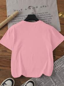 这款甜美的情人节腊肠犬印花短袖圆领T恤采用心形设计，饰有爱心、玫瑰、礼物和气球元素。短袖和圆领设计营造出可爱浪漫的氛围，非常适合春夏两季，无论是约会还是日常穿着都非常合适。它是情人节的绝佳礼物之选。 - 粉色 - 查看 2