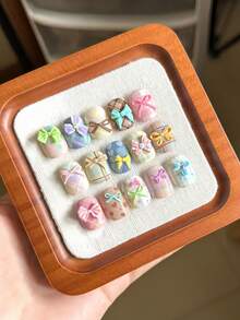 3件套美甲模具套装 - 蝴蝶结、泰迪熊、饼干、小猫、奶油蕾丝，可爱3D美甲装饰DIY透明硅胶模具 - 無色 - 查看 5