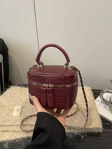 Chiếc túi xách dây xích kim loại mini màu trơn này dành cho nữ, túi đeo chéo, túi hình trụ tròn nhỏ, phù hợp cho công sở, đi làm, đi văn phòng, đi nghỉ mát, mua sắm, du lịch và các dịp khác, thời trang và đơn giản, họa tiết đá, thể hiện nét duyên dáng nữ tính. - Màu Đỏ Sâu - Xem 9