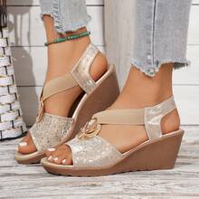 2026新款女士香槟色亮片金属搭扣交叉绑带露趾厚底坡跟凉鞋 - 香檳色 - 查看 12
